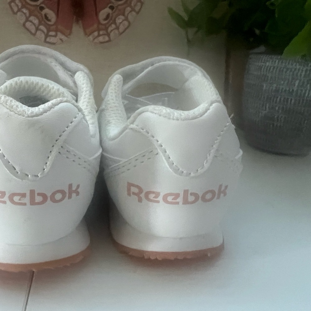 Baby Reeboks - Picture 6 of 6